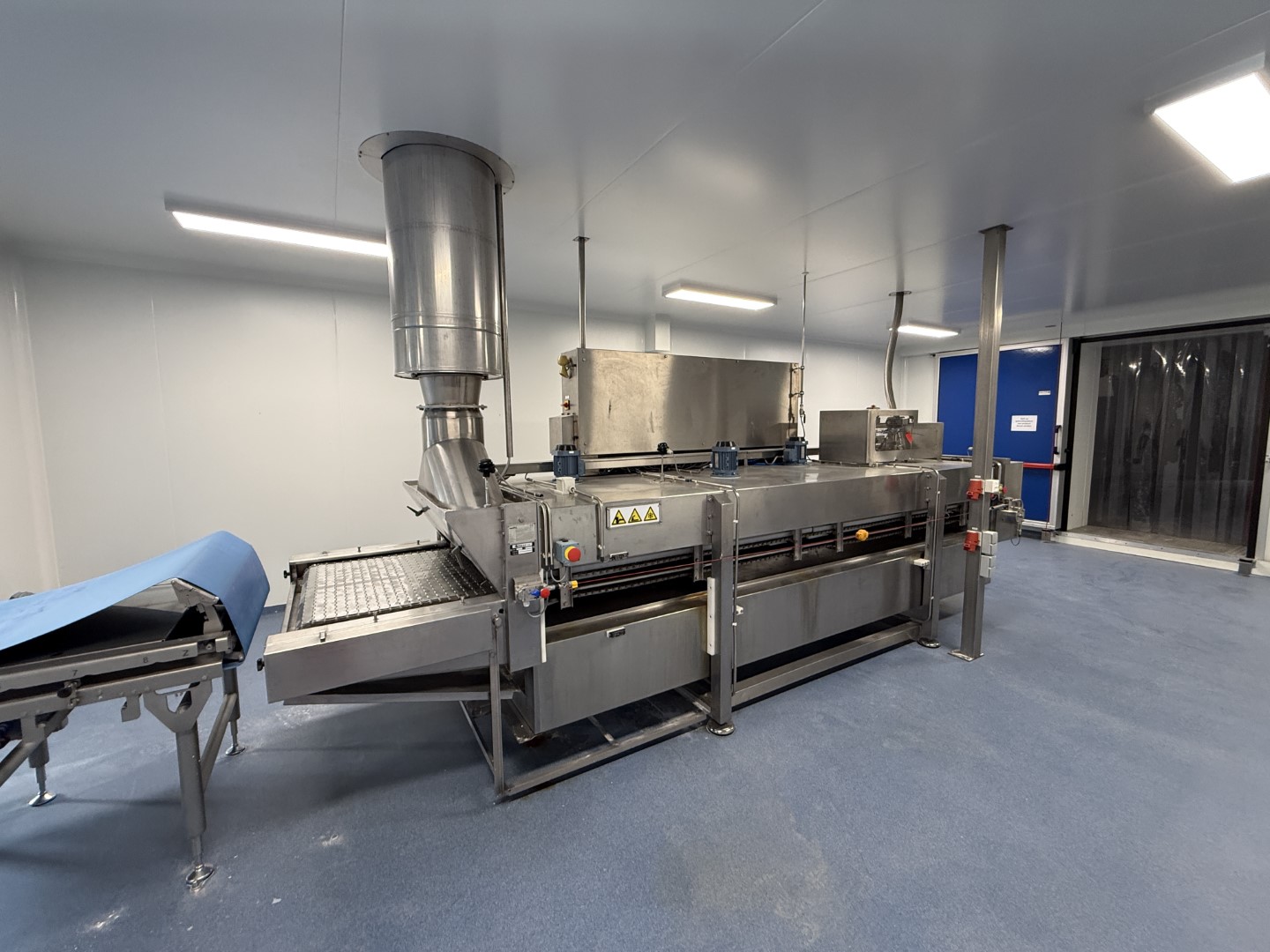 Used Dough processing / rollout line - Rademaker sheeting line with universal line and Packo nitrogen freezer