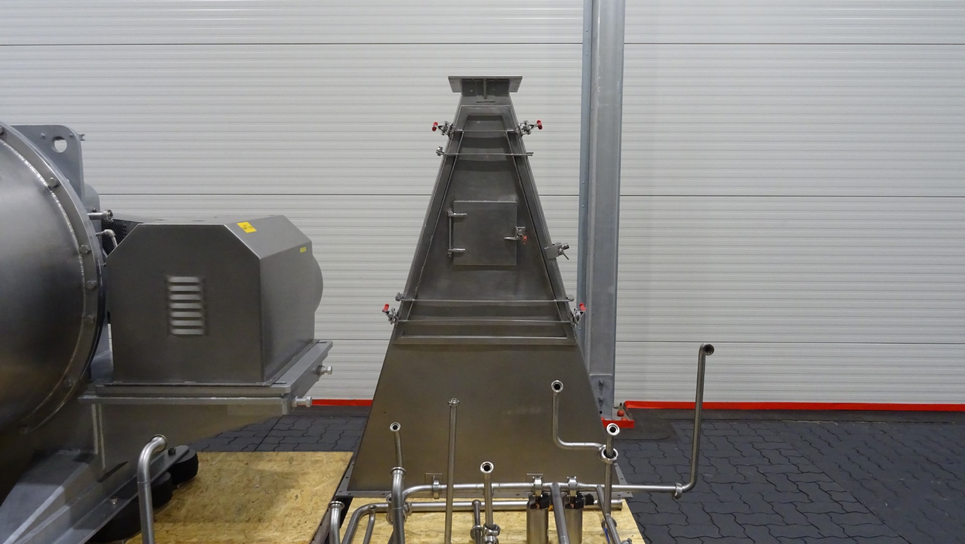 Used Worm Screen Centrifuge - Siebtechnik / Tema Conturbex H-700