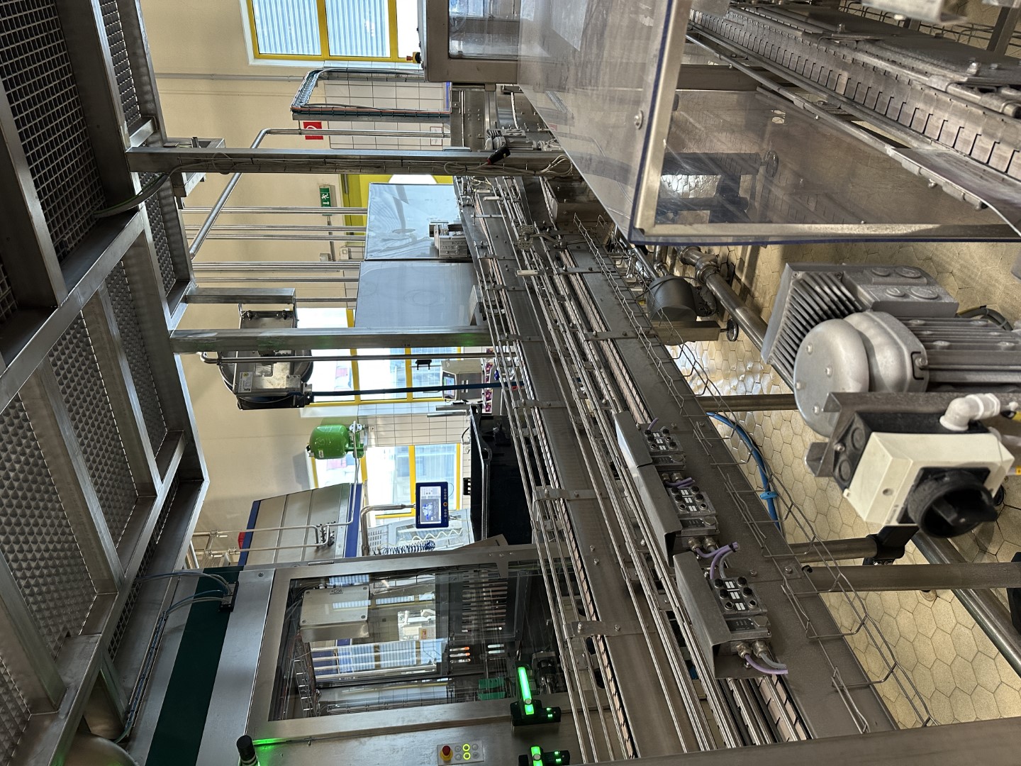 Used Aseptic Carton Filling Line: Shikoku S-PS80HA + 3x Elopak PLA-S30 Applicator + Oystar A+F Packer