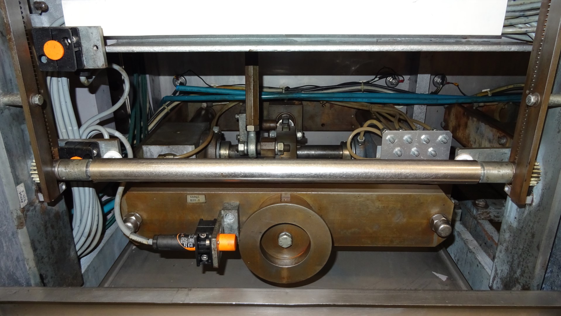Used Automatic Double Head Vertical Form / Fill / Seal Machine (Vertical FFS) - Thimonnier M 3200