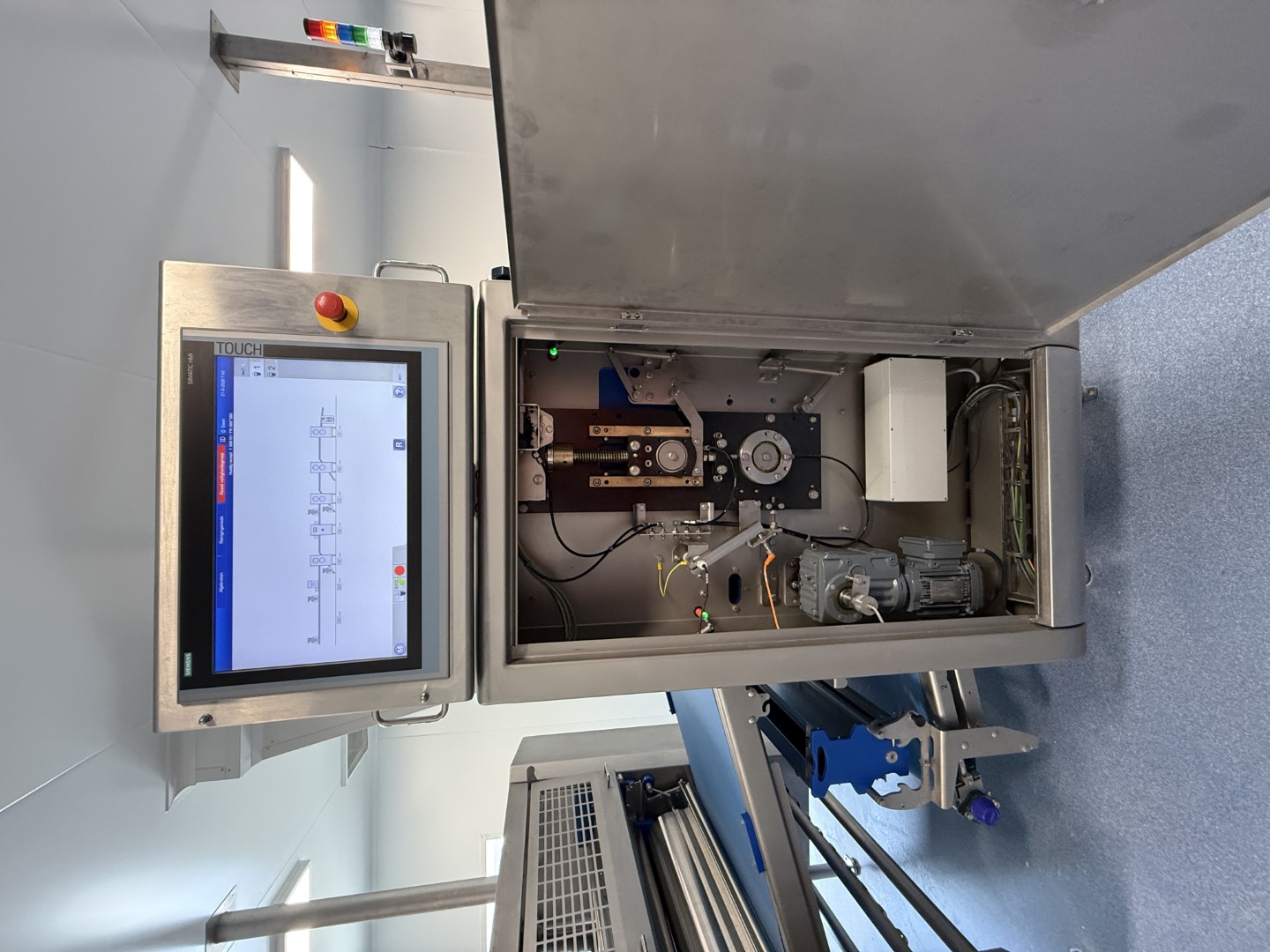 Used Dough processing / rollout line - Rademaker sheeting line with universal line and Packo nitrogen freezer