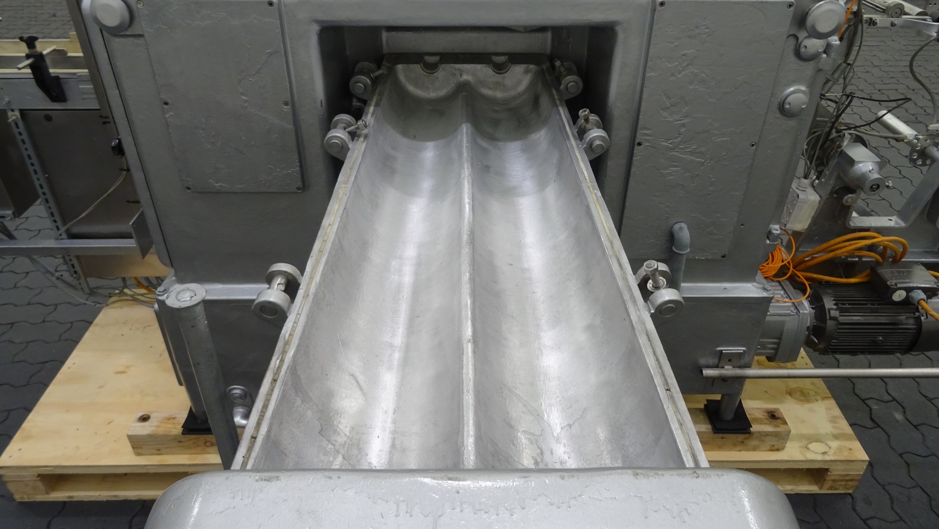 Used Filling and wrapping machine for butter SIG F100