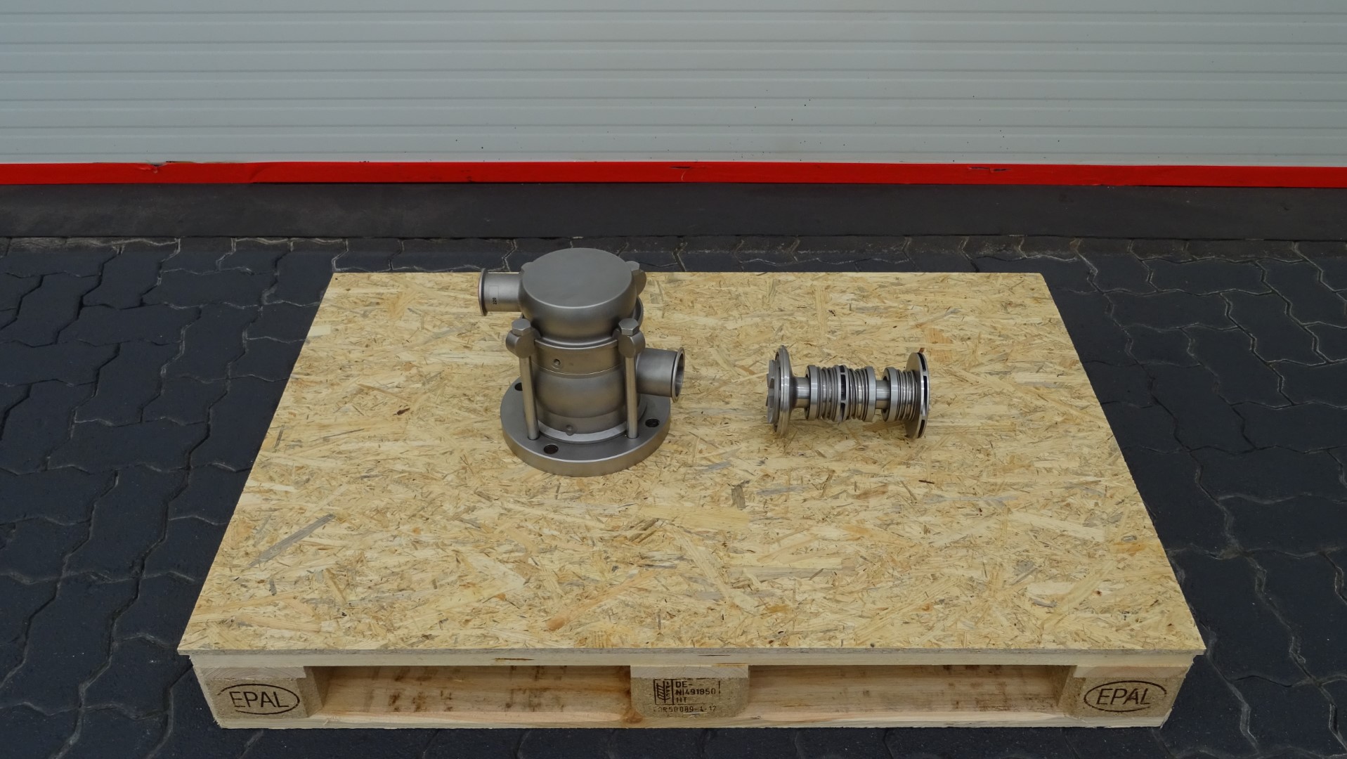 Used Unused Complete Outlet Triclamp including Outlet Pipe + Sleeves + Impellors Tetra Pak BM618 / BM714 Bactofuge