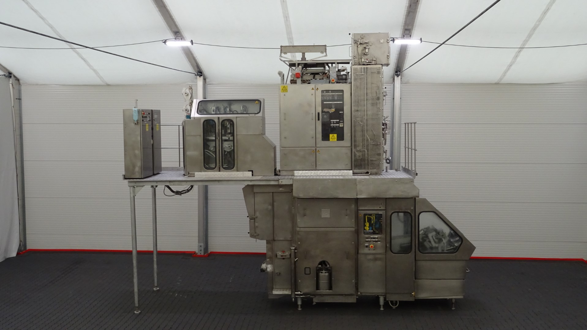 Used Aseptic Carton Filler - Tetra Pak TBA/8 - 100 V - 1.000 ml Slim