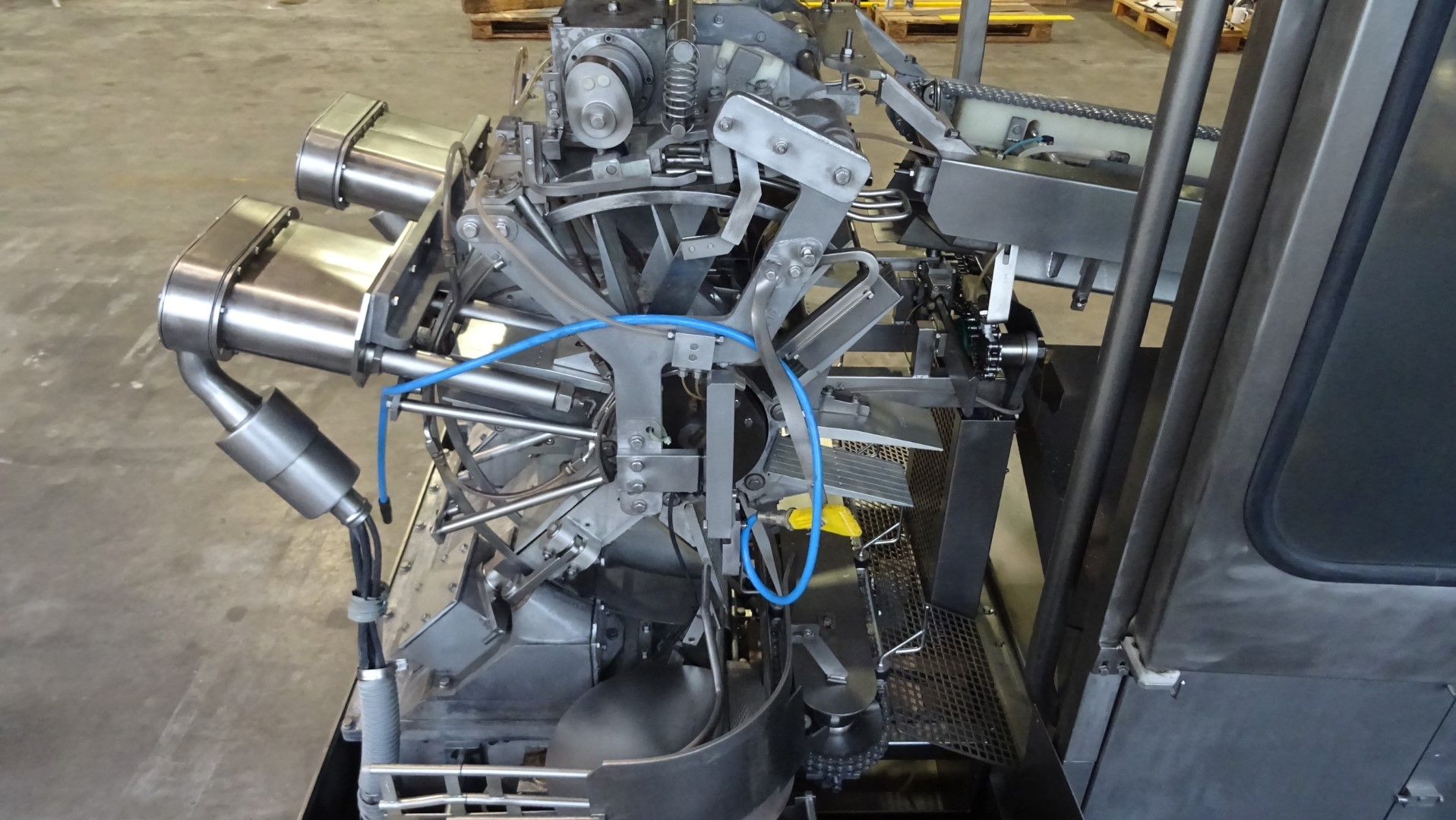 Used Aseptic Carton Filler - Tetra Pak TBA/8 - 100 V - 1.000 ml Slim