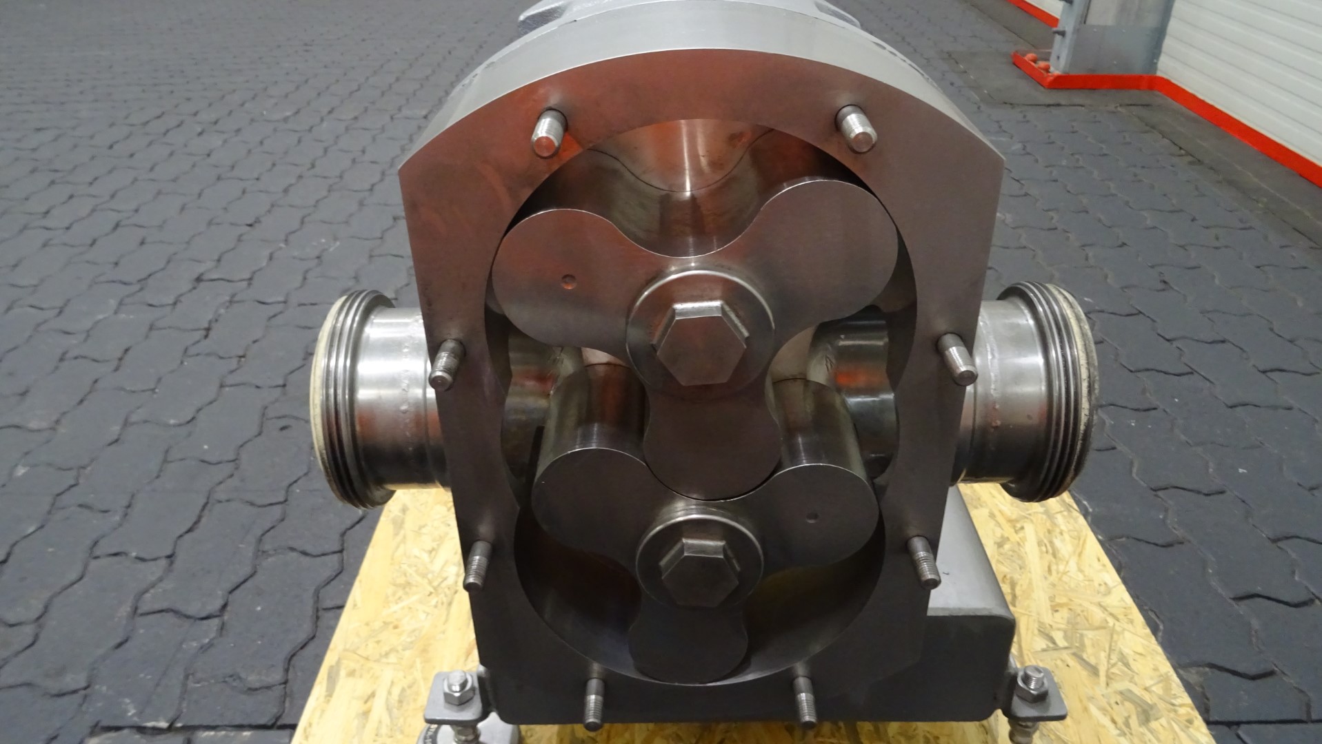 Used Rotary positive displacement pump / Lobe pump - Alfa Laval SRU6/260/LS