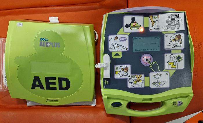 Gebraucht Zoll AED Plus