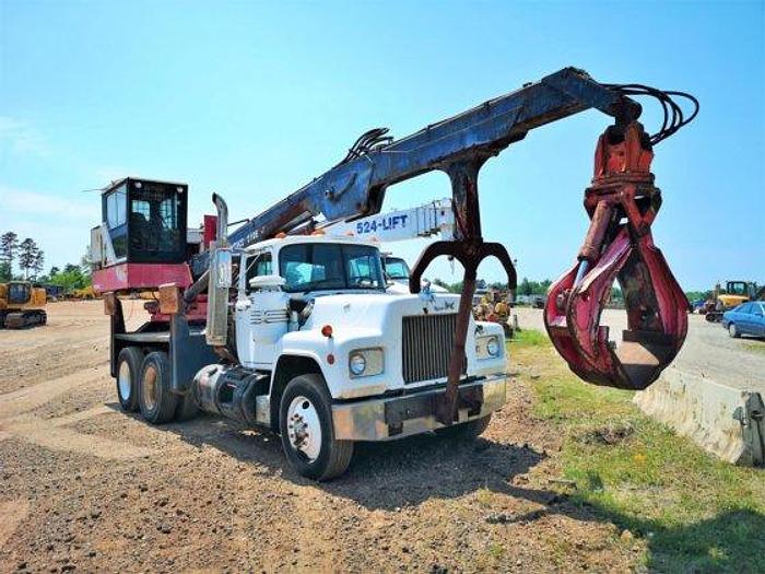 1989 MACK R688ST