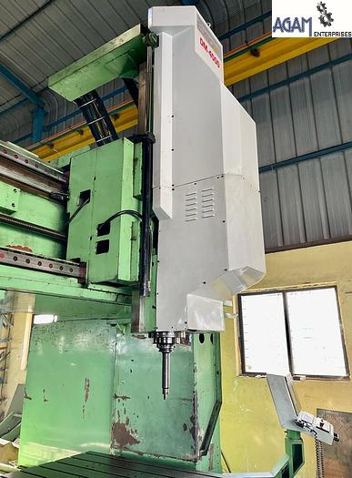 Used EUMACH DM 4000 VERTICAL MACHINING CENTER (DOUBLE COLUMN)