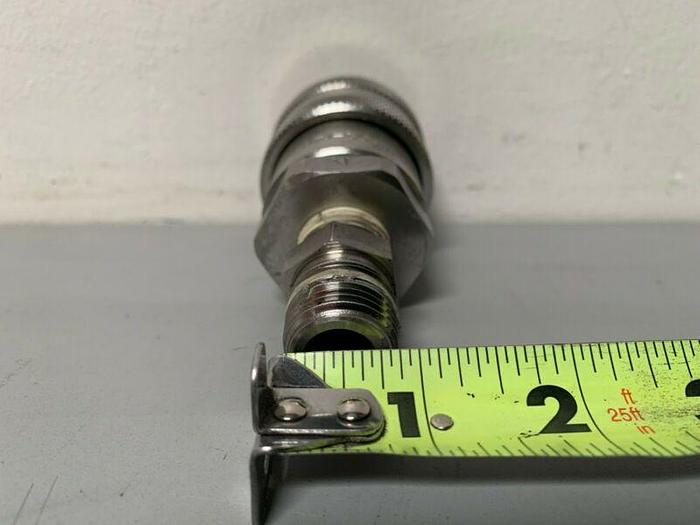 Used Snap-Tite S71-3C8 Quick Connects w/ .75" Fittings