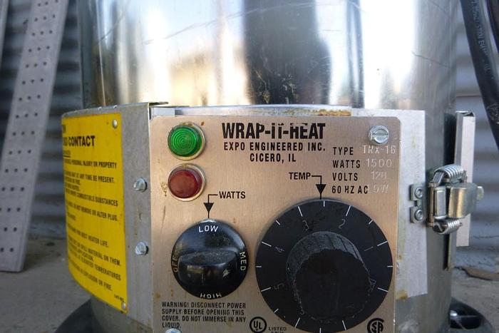 Used Tank, 15 Gallon, S/st, 110 PSI, 14" X 26.5", Binks, B #C744051