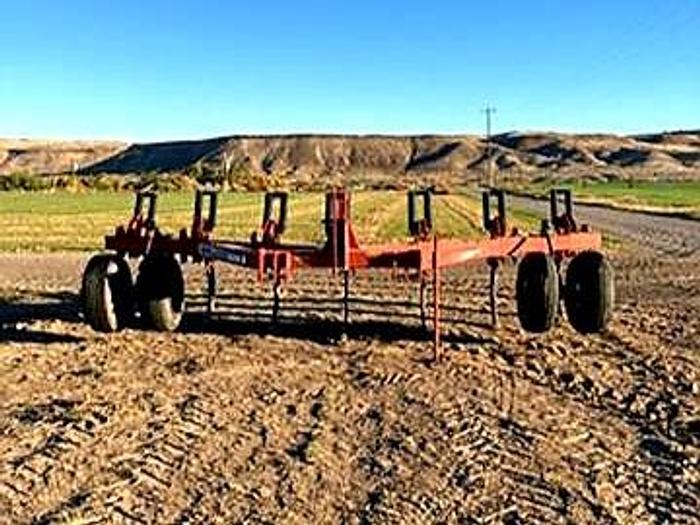 Used Case 6810 Ripper - 7 Shank