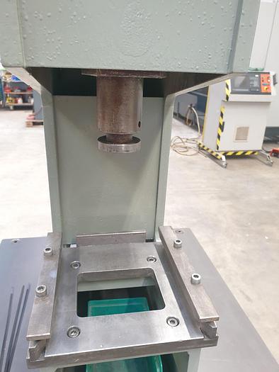 Gebraucht Hydraulische Lochstanze Pressta Eisele Dyno 6 H