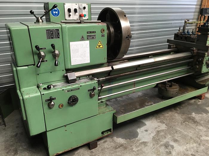 Gebruikt TOS SN71C-3000