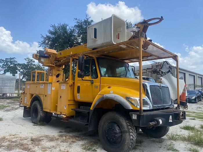 Used 2006 International 7300 4x4 DT466 DIGGER DERRICK