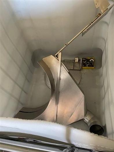 Used 30 CU. FT. GEMCOMATIC SLANT CONE BLENDER WITH DRUM LIFT - S/S