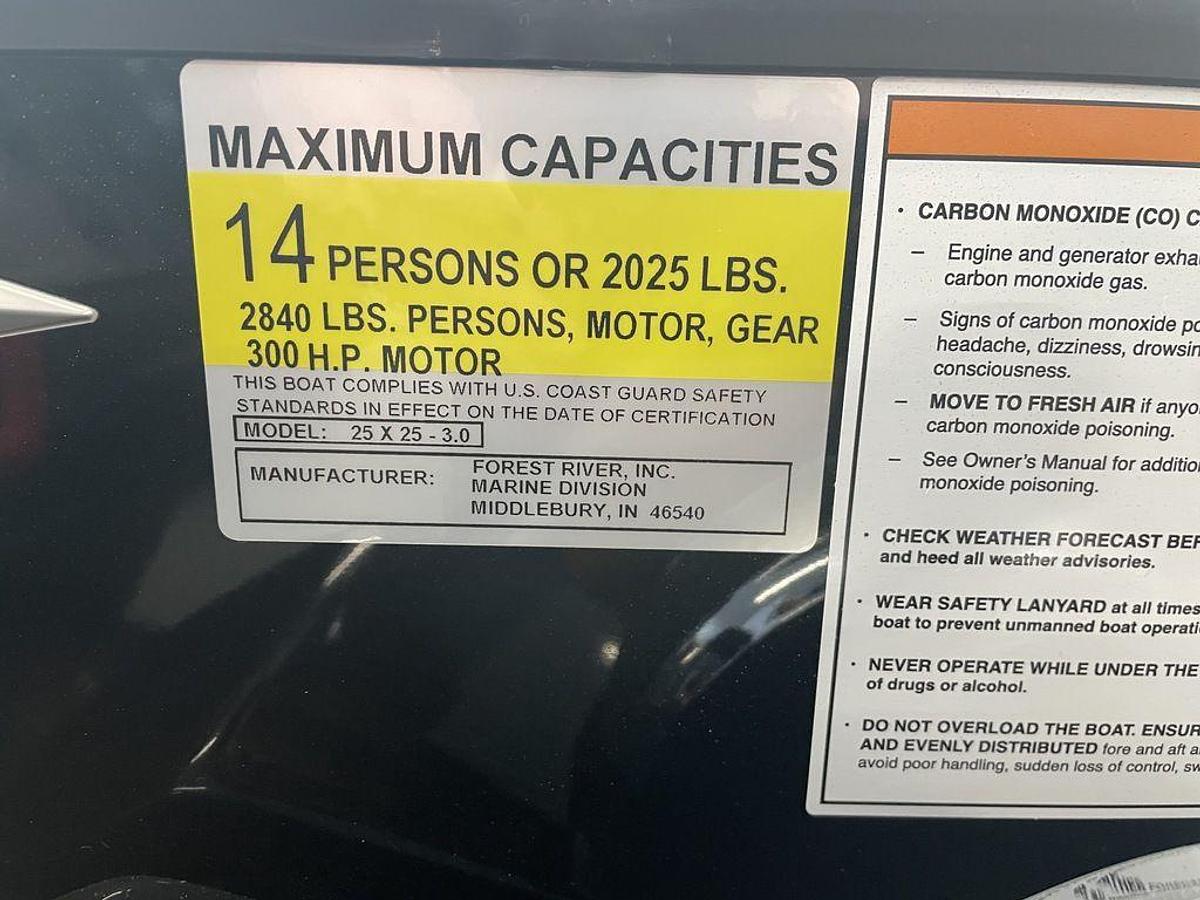 2026 Berkshire Pontoons 25SB2 STS 3.0