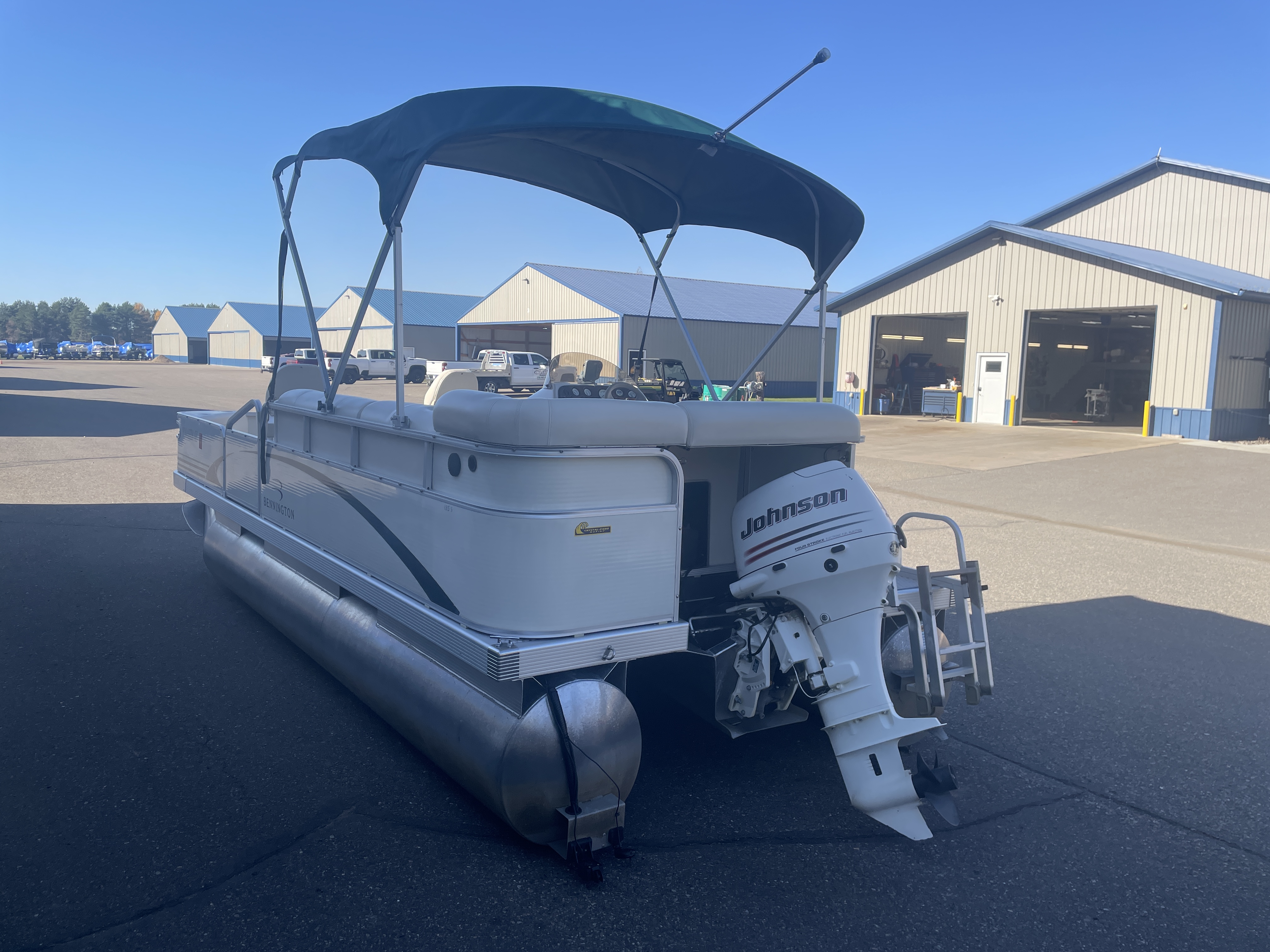 Used 2004 Bennington 185 S