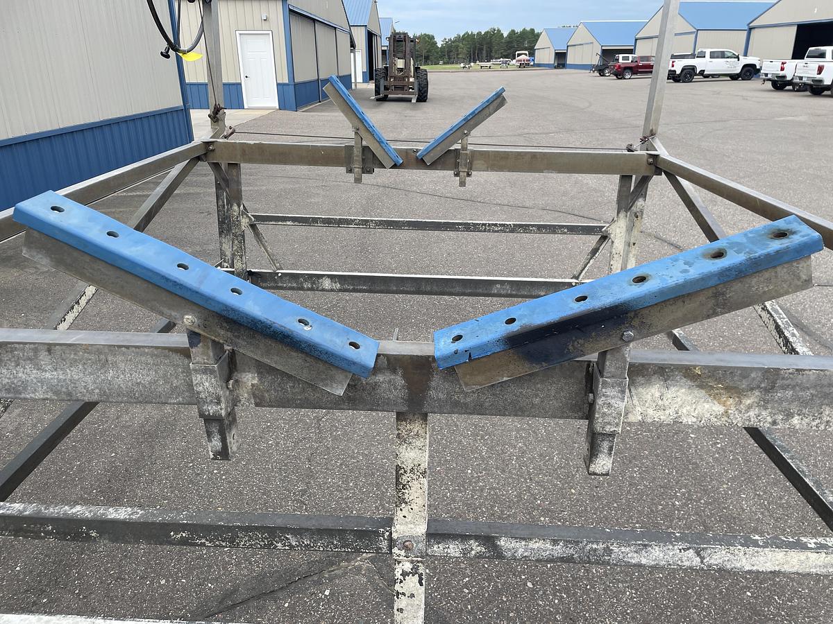 Used ShoreMaster 3600 LB Capacity