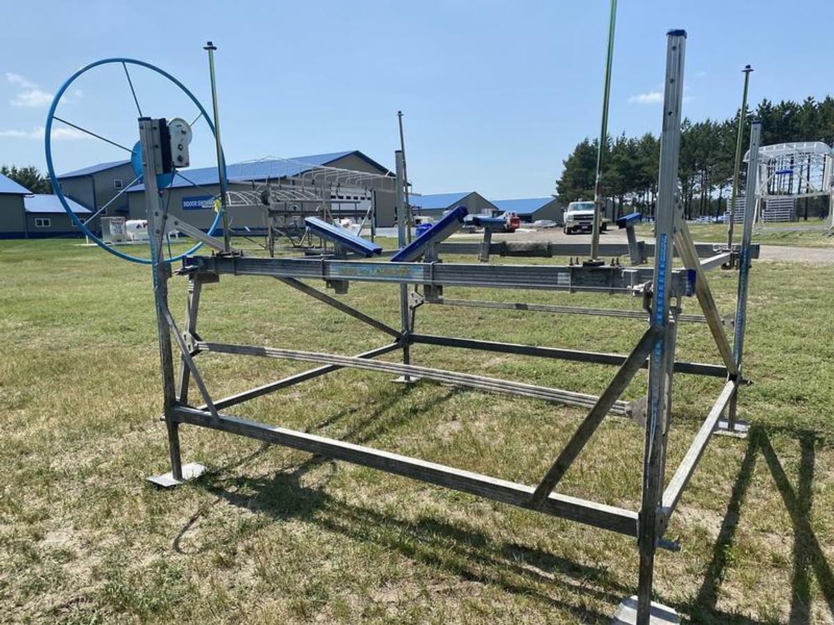 Used Newmans 24108
