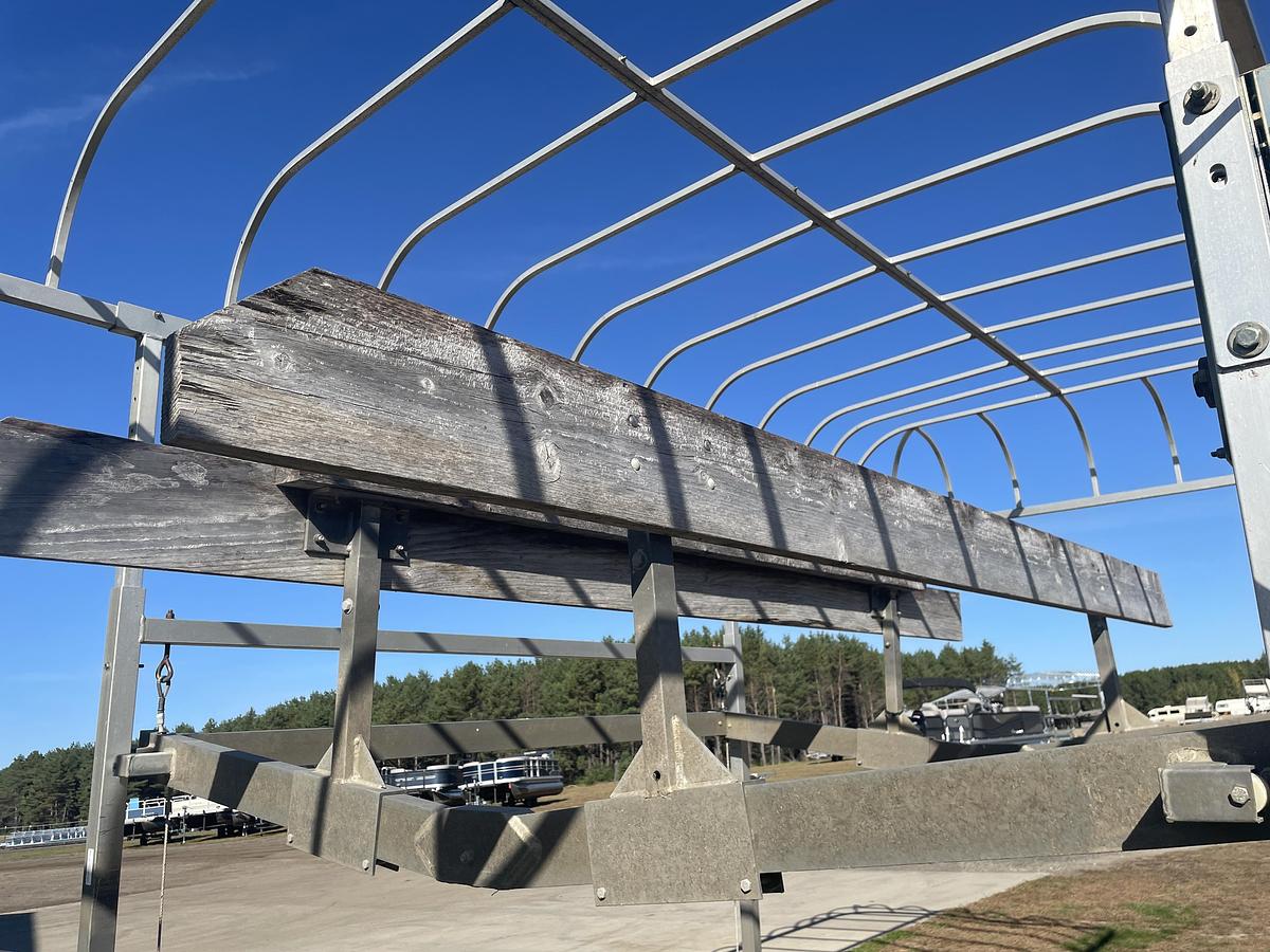 Used ShoreMaster 2000 lb Capacity