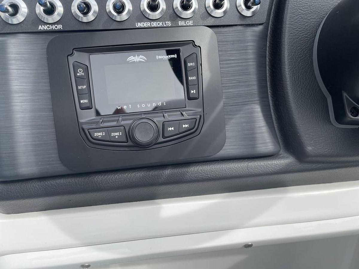 2026 Berkshire Pontoons 22CL CTS 25"