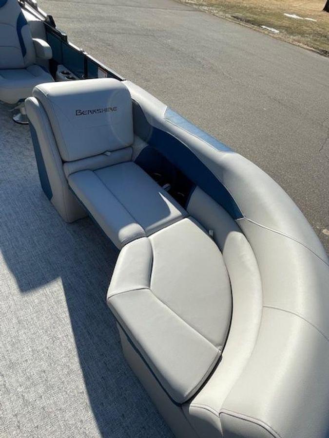 Used 2025 Berkshire 22 RFX LE