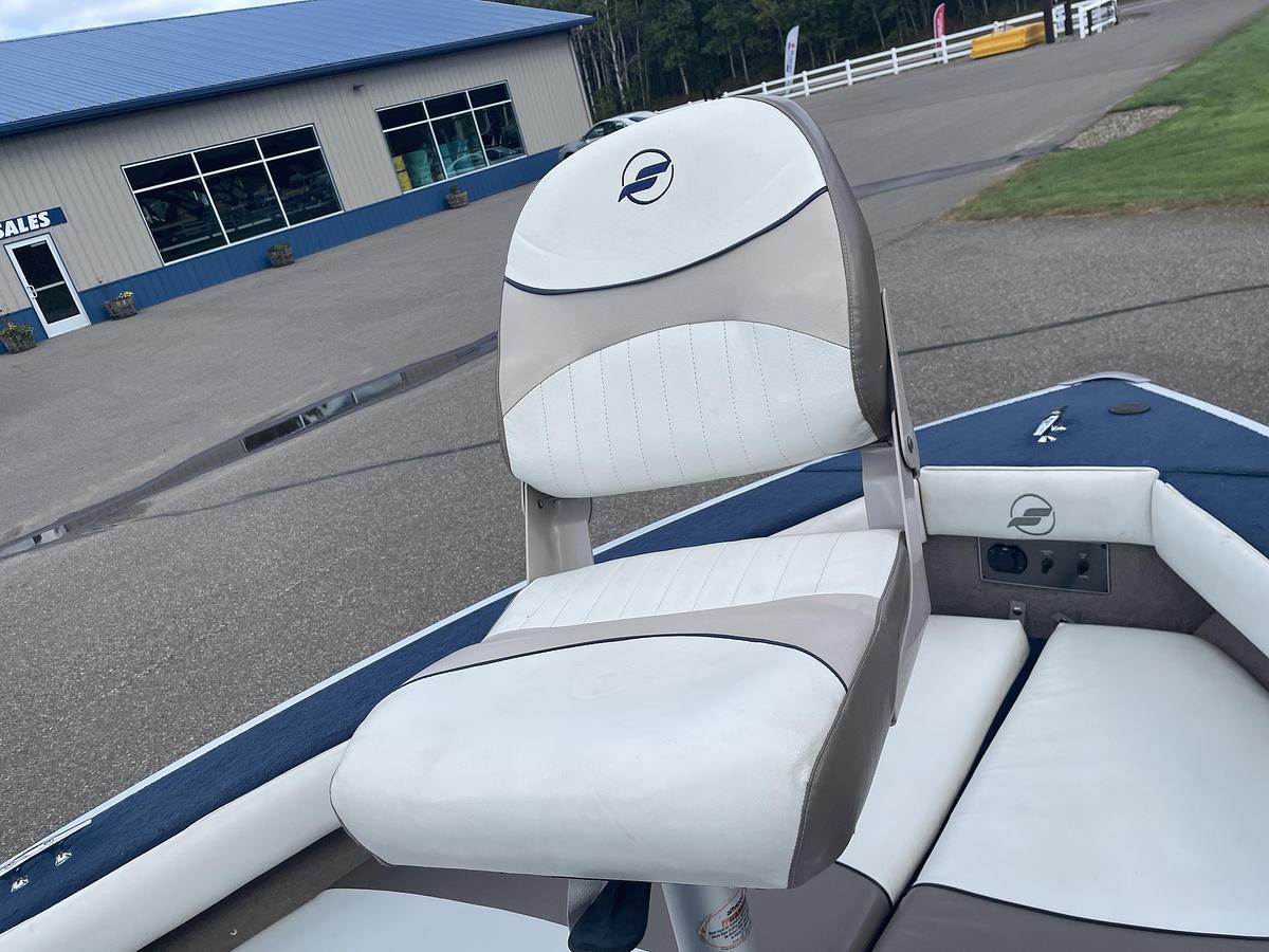 Used 2000 Starcraft Starfire 170