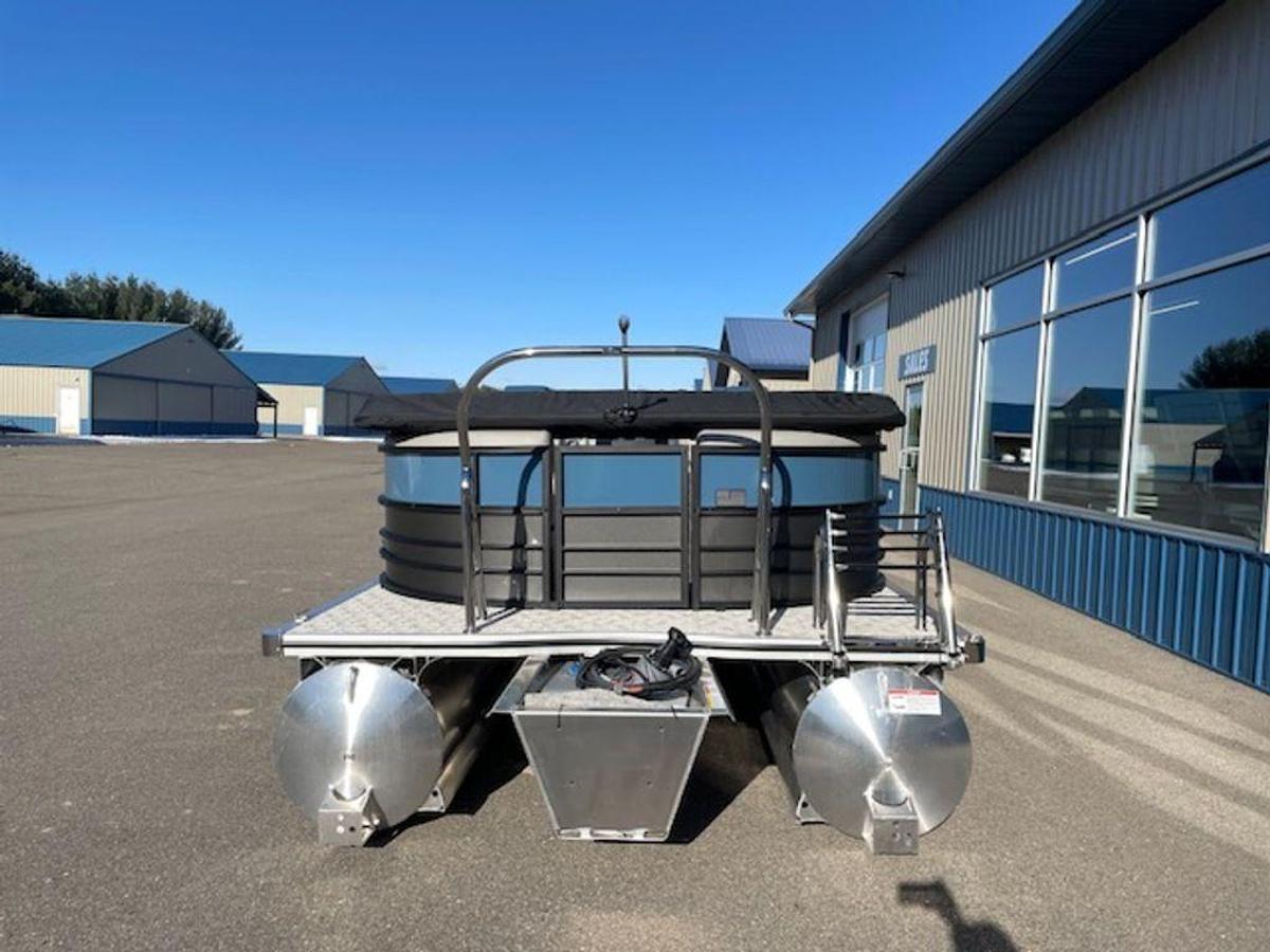 Used 2025 Berkshire 22 RFX LE