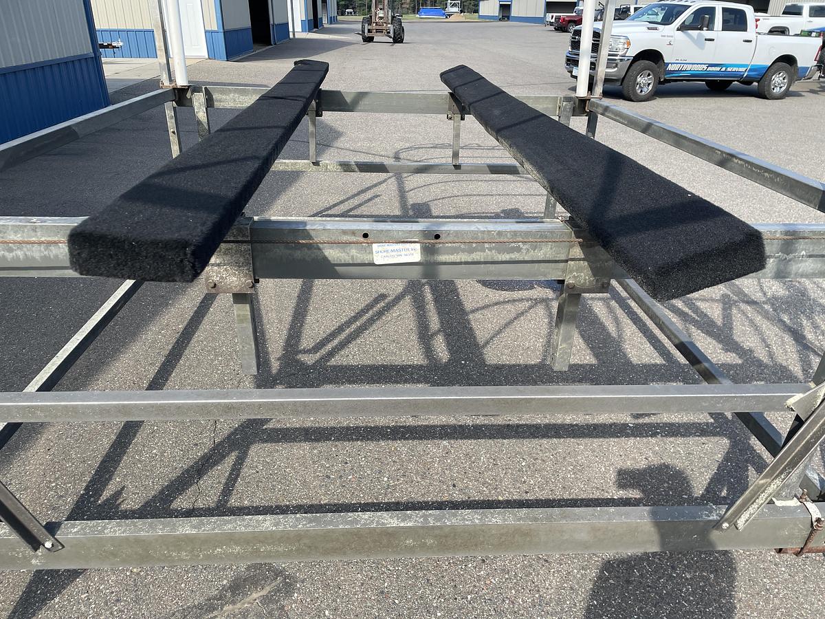 Used ShoreMaster 2500 lb Capacity
