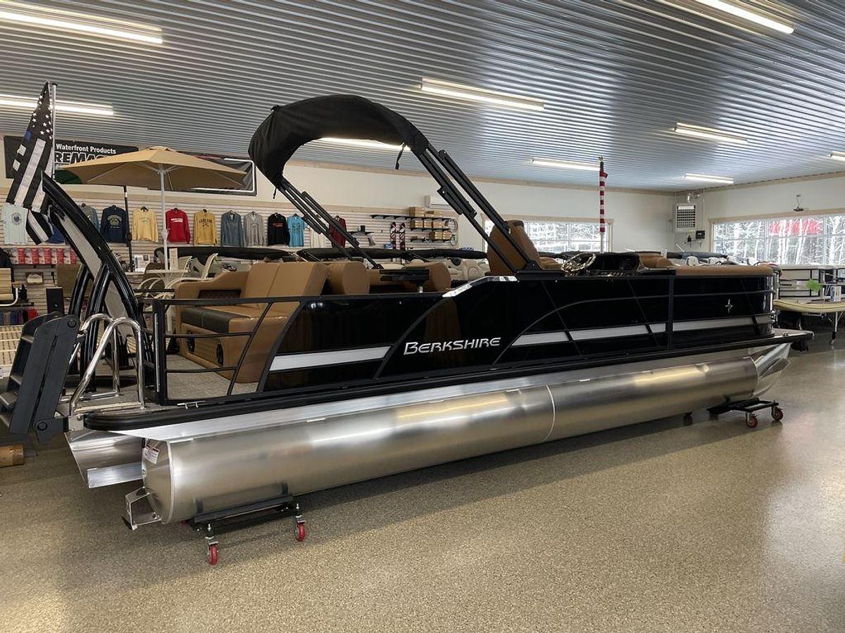 2026 Berkshire Pontoons 25SB2 STS 3.0