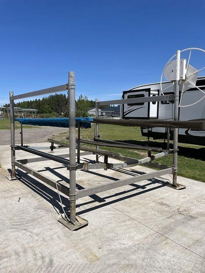 Used Shore Station 2000# Boat Lift