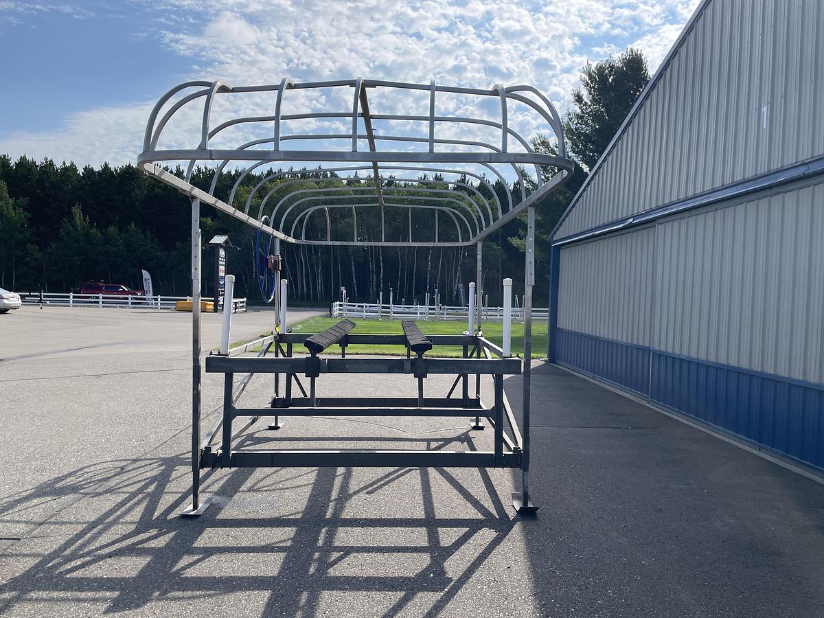 Used ShoreMaster 2500 lb Capacity
