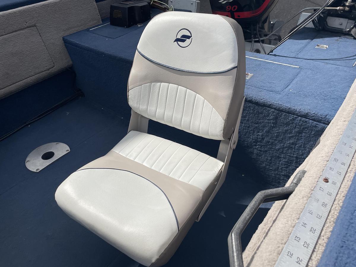 Used 2000 Starcraft Starfire 170