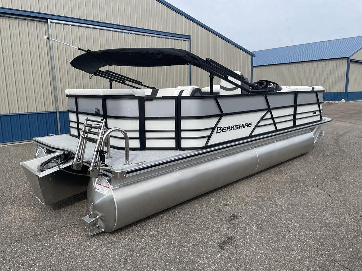 2026 Berkshire Pontoons 22CL CTS 25"