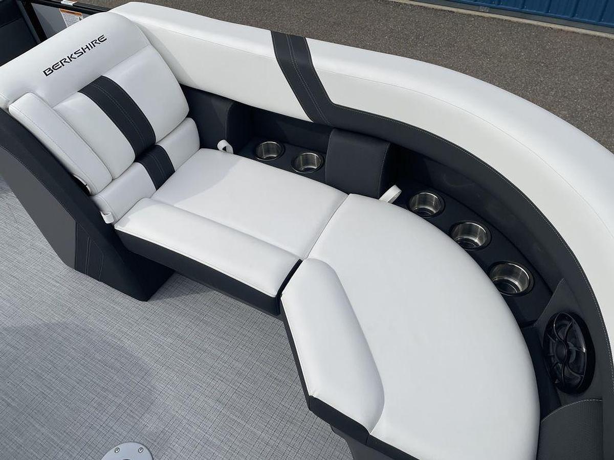 2026 Berkshire Pontoons 22CL CTS 25"