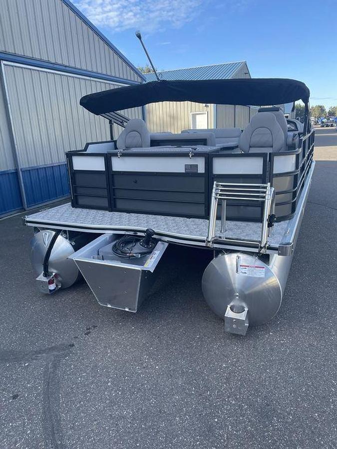2026 Berkshire Pontoons 22RFC LE 25"