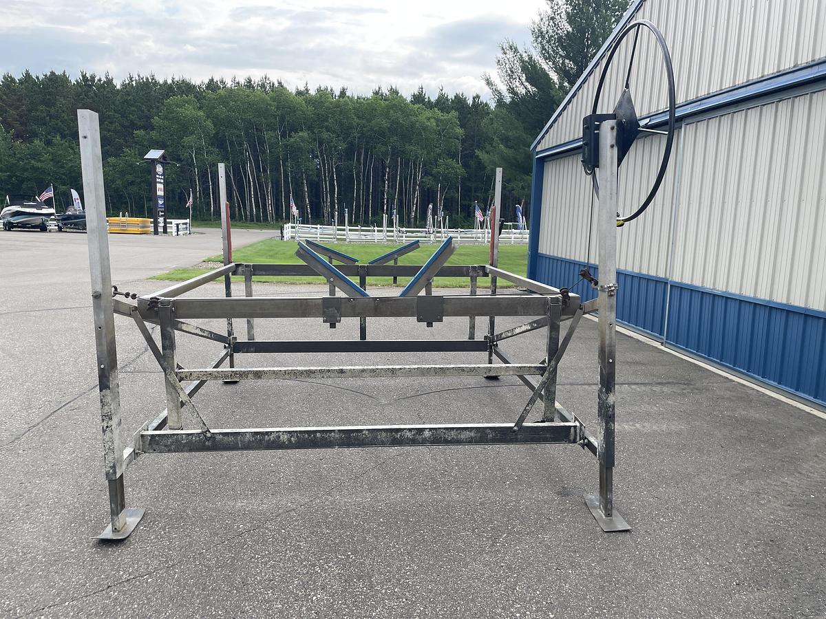 Used ShoreMaster 3600 LB Capacity
