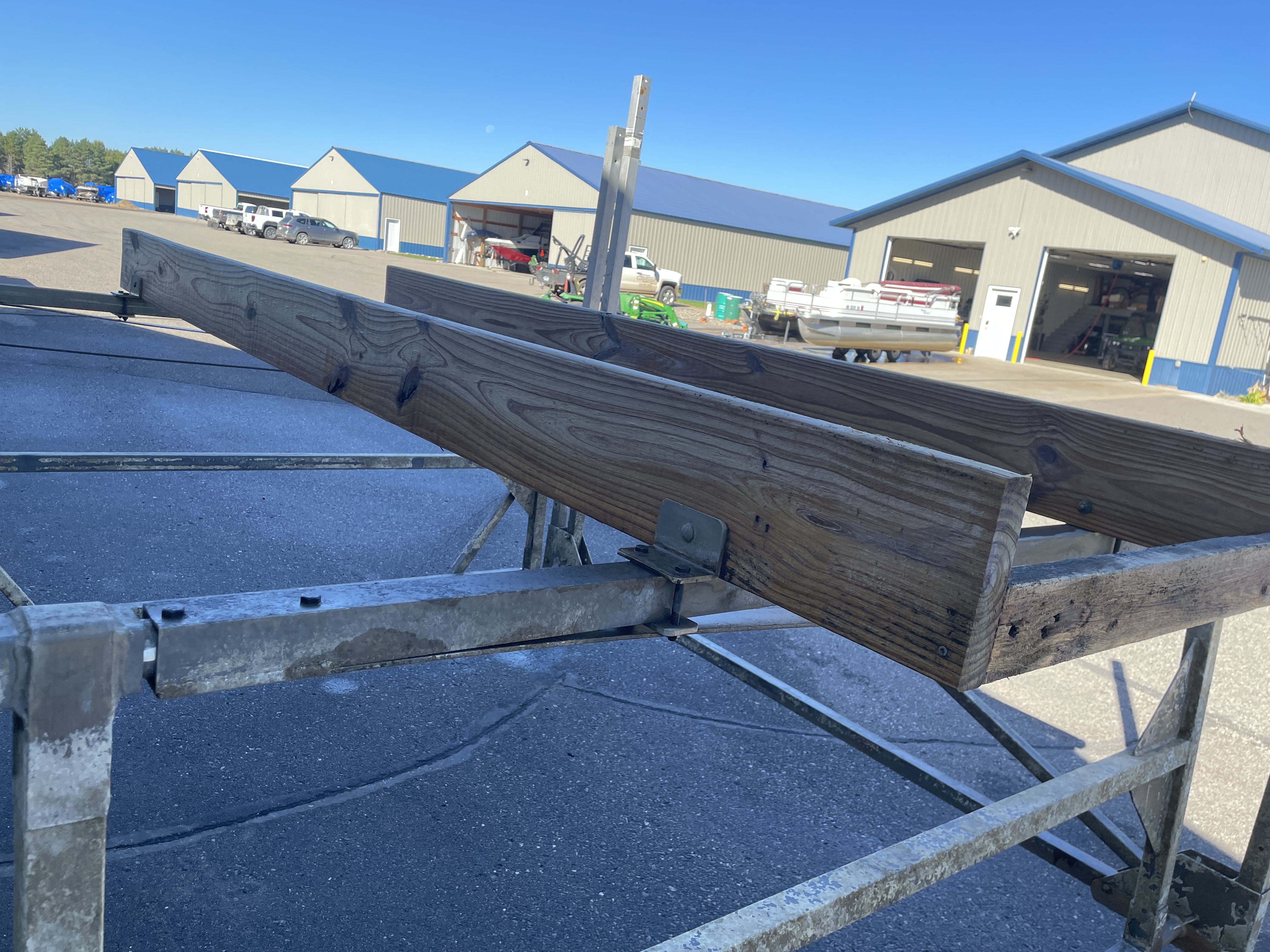 Used Hewitt 1500 lb Capacity