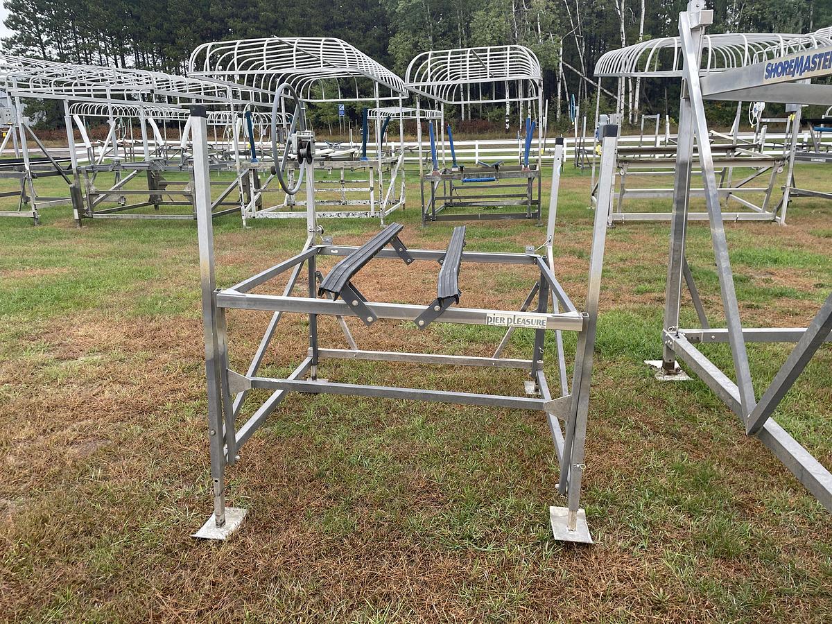 Used Pier Pleasure 2100 LB Capacity