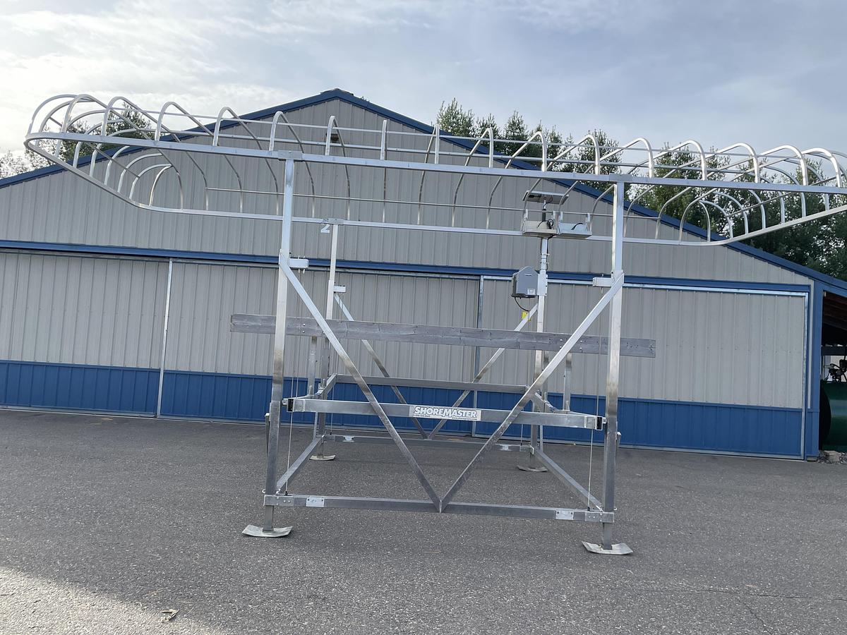 Used ShoreMaster 3000 LB Capacity