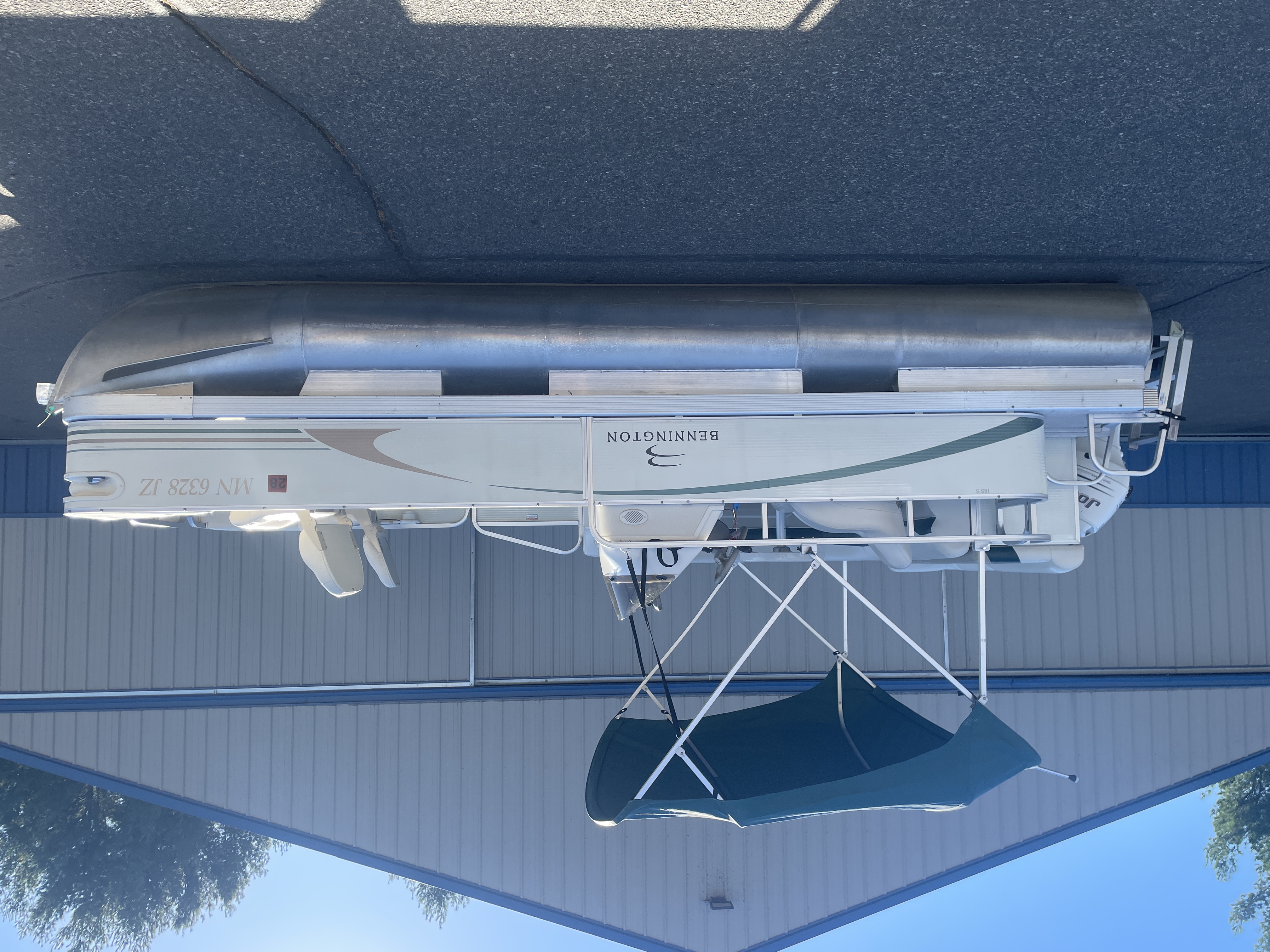 Used 2004 Bennington 185 S