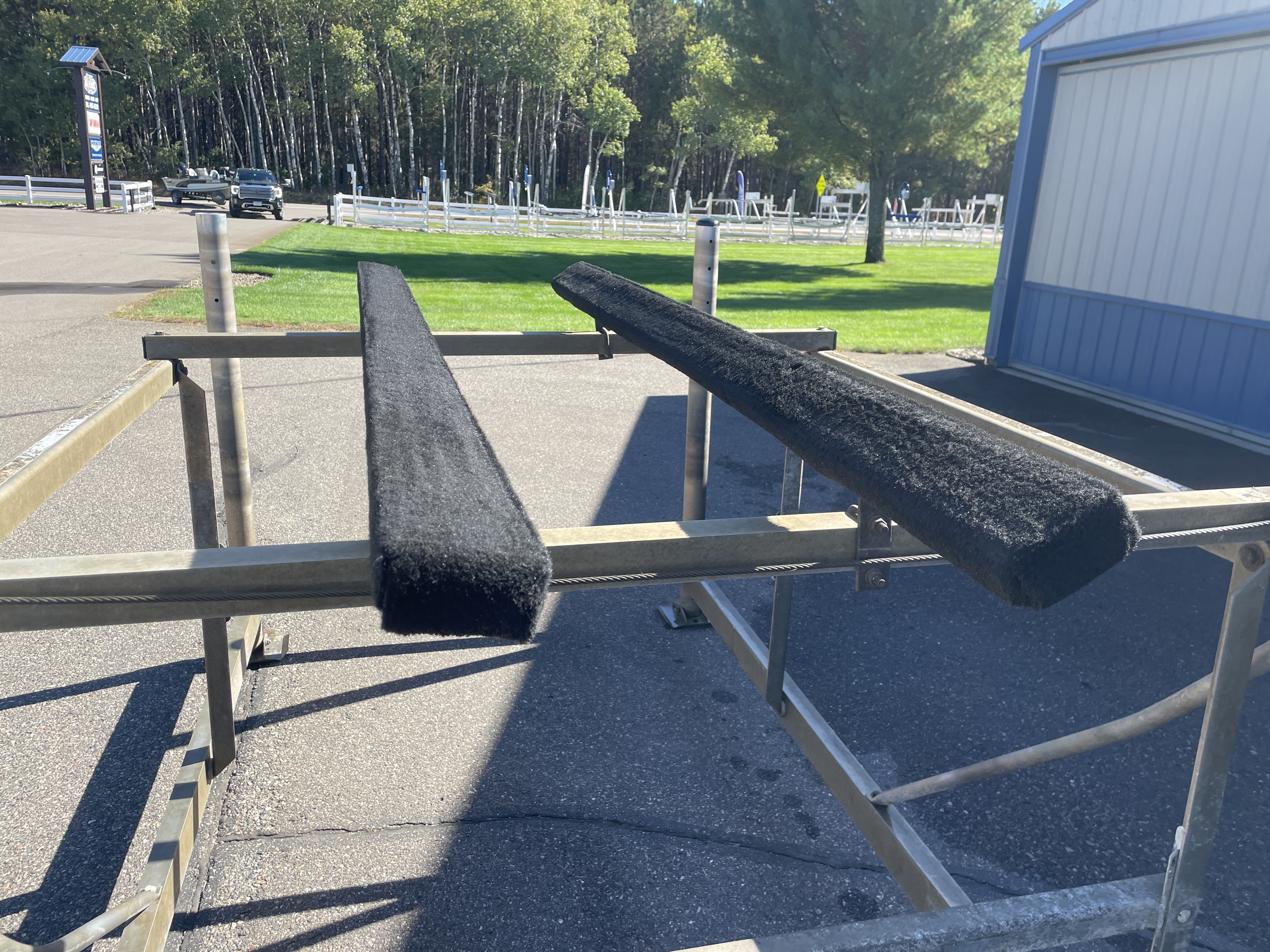Used ShoreStation 1500 lb Capacity