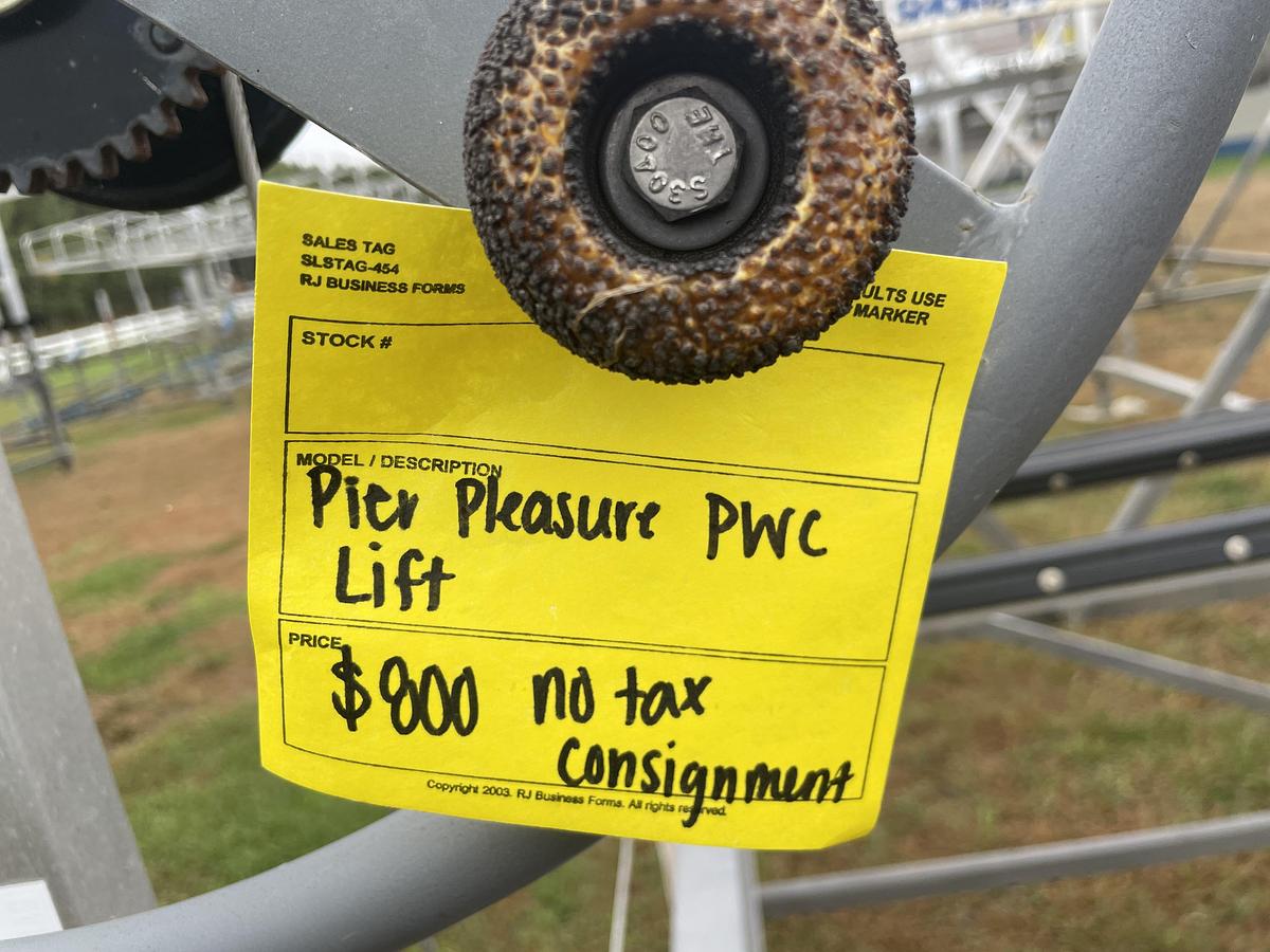 Used Pier Pleasure 2100 LB Capacity