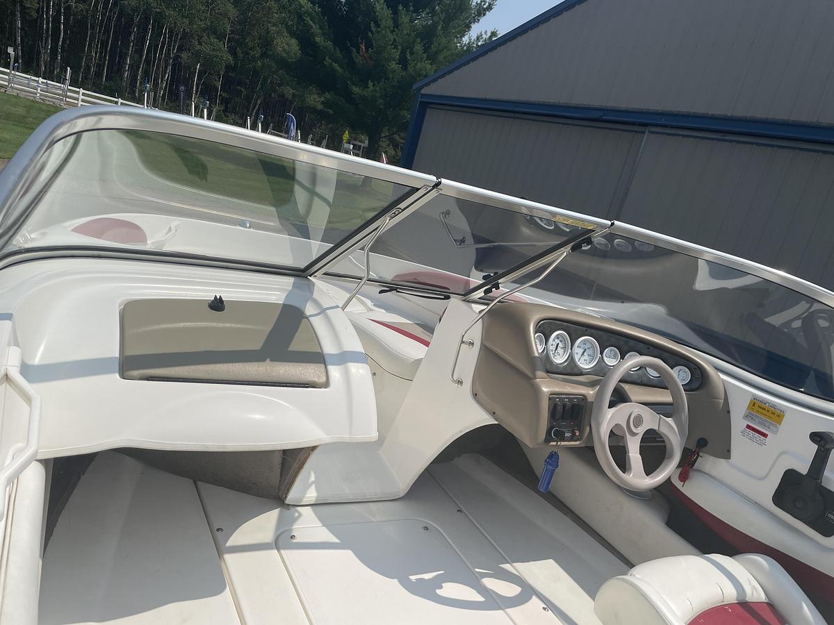 Used 2002 Glastron SX175