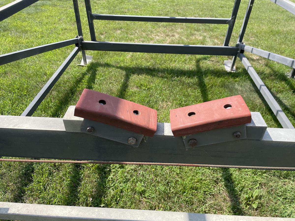 Used ShoreMaster 1800 LB Capacity