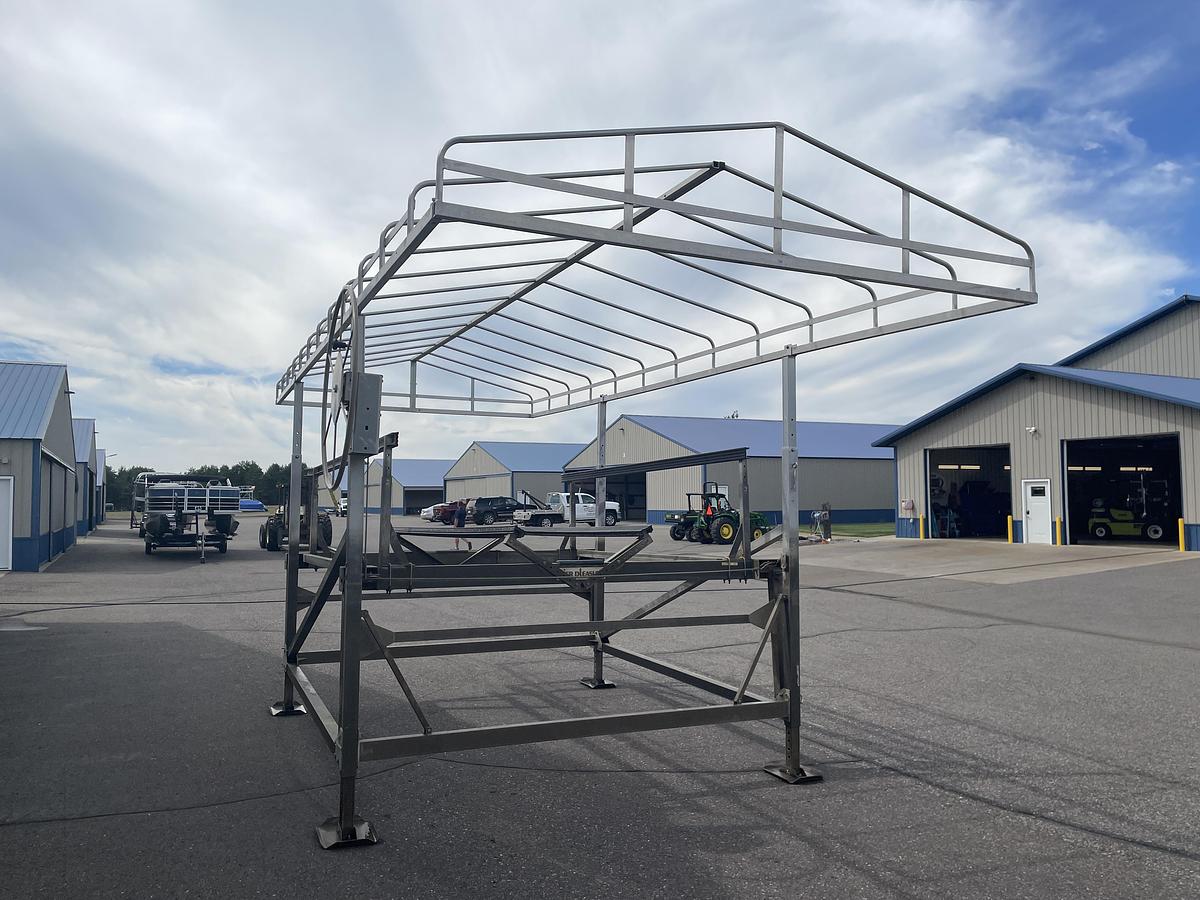 Used Pier Pleasure 40108