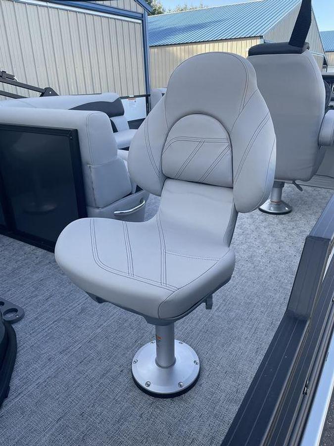 2026 Berkshire Pontoons 22RFC LE 25"