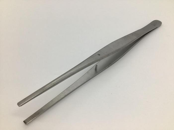 Used Forceps Tissue Dissecting Fine Point 3 in 4 Teeth Stille-Barraya 200mm AESCULAP BD726R