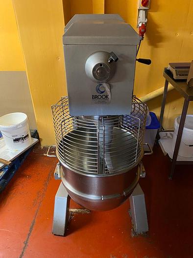 Used Univex 80qt fully guarded planetary mixer